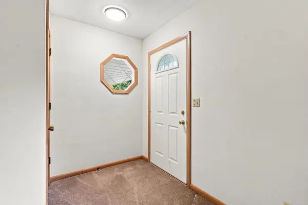 727 Hawthorne CT, Geneseo, IL 61254