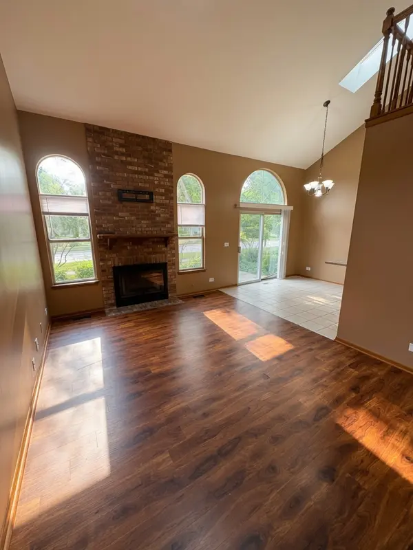 1061 Rockport DR #9-3, Carol Stream, IL 60188