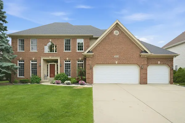 3423 Goldfinch DR, Naperville, IL 60564