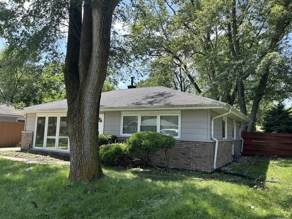 363 Blackhawk DR, Park Forest, IL 60466