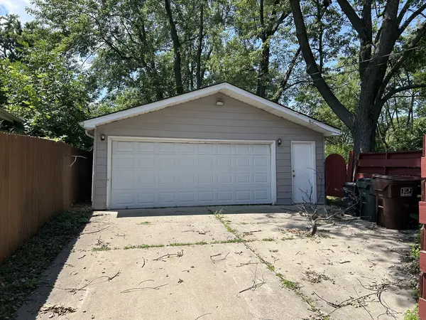 363 Blackhawk DR, Park Forest, IL 60466