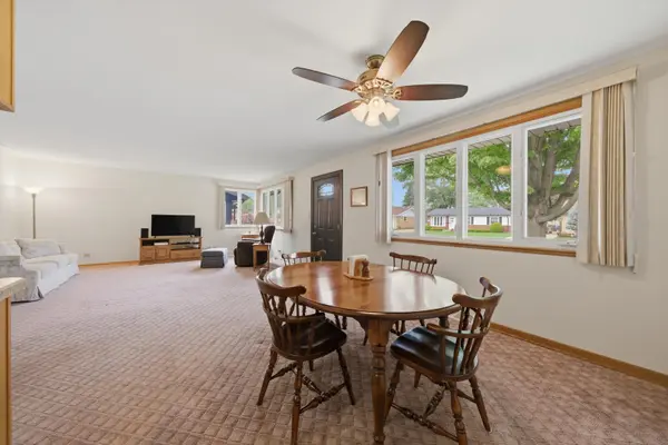 12841 Terrace LN, Crestwood, IL 60418