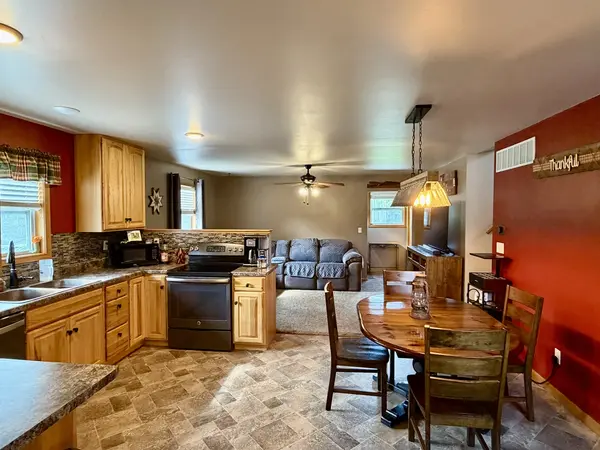 25103 Prophet RD, Rock Falls, IL 61071