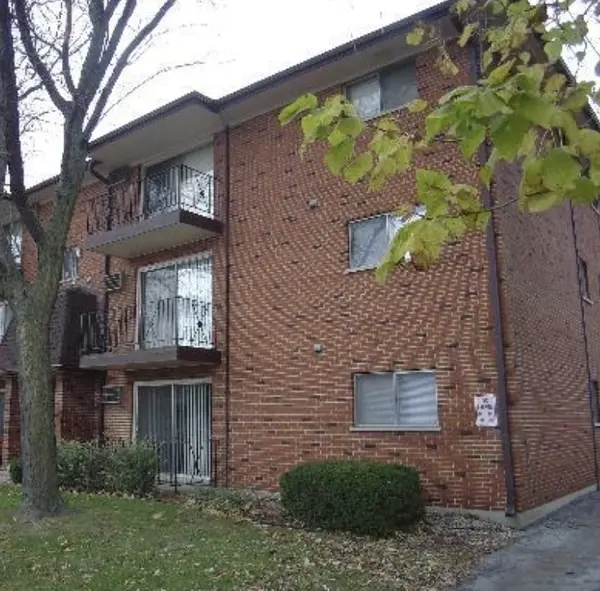6360 Washington ST #2B, Chicago Ridge, IL 60415