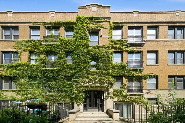 1221 W Greenleaf AVE #3S, Chicago, IL 60626