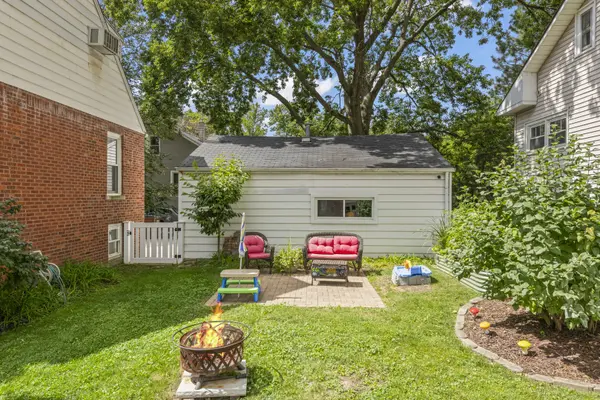 1804 Pine RD, Homewood, IL 60430