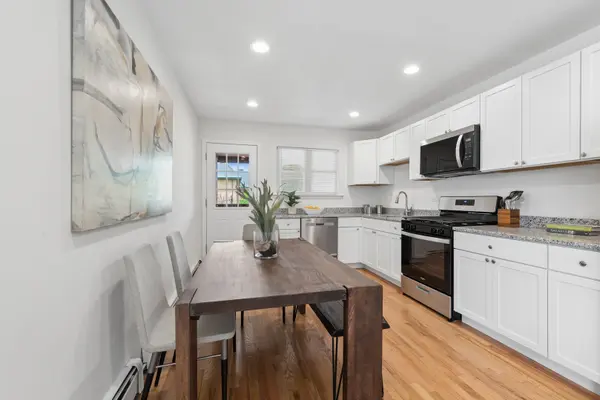 6969 N Ashland BLVD #304, Chicago, IL 60626