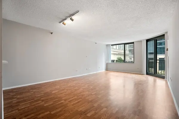 440 N McClurg CT #520, Chicago, IL 60611