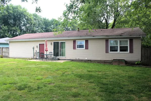 11 Bradley CT, Clinton, IL 61727