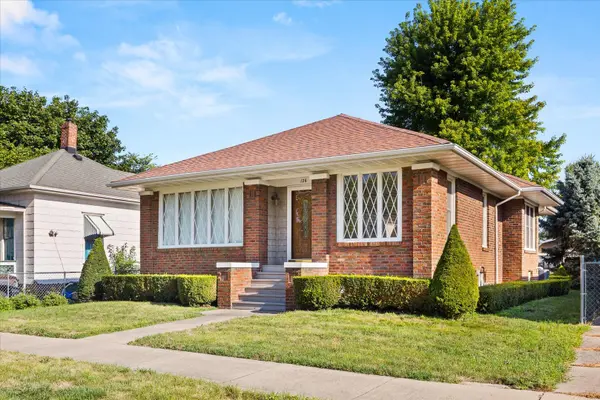 126 W Elm ST, Streator, IL 61364