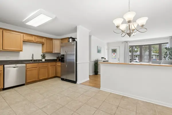 1736 POPLAR AVE, Hanover Park, IL 60133