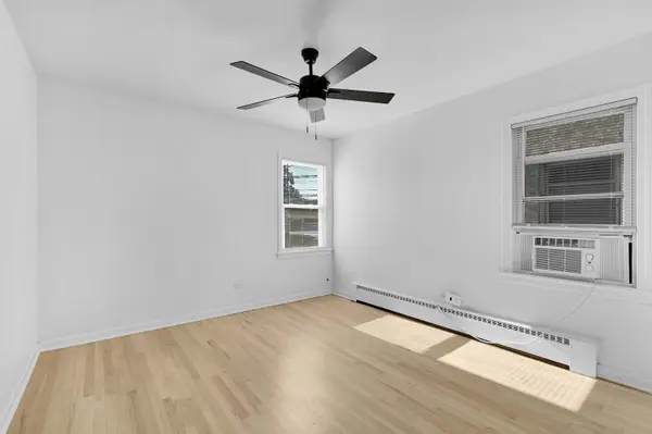 4614 N Central AVE #3, Chicago, IL 60630