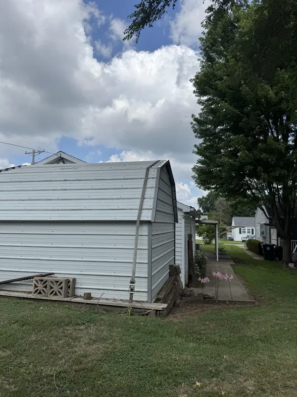 1800 Highland DR, Quincy, IL 62301