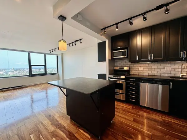 1850 N Clark ST #2810, Chicago, IL 60614