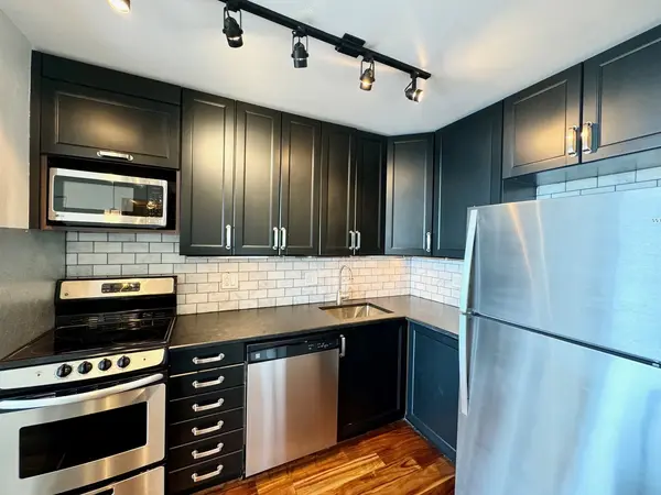1850 N Clark ST #2810, Chicago, IL 60614