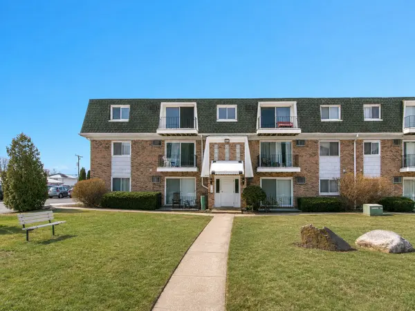 10310 Ridgeland AVE #208, Chicago Ridge, IL 60415