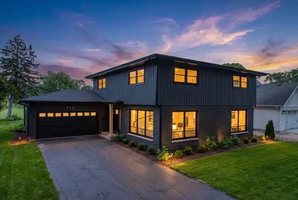 713 Burning Tree LN,  Naperville,  IL 60563