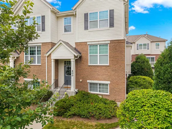 400 Concord CT, Morton Grove, IL 60053