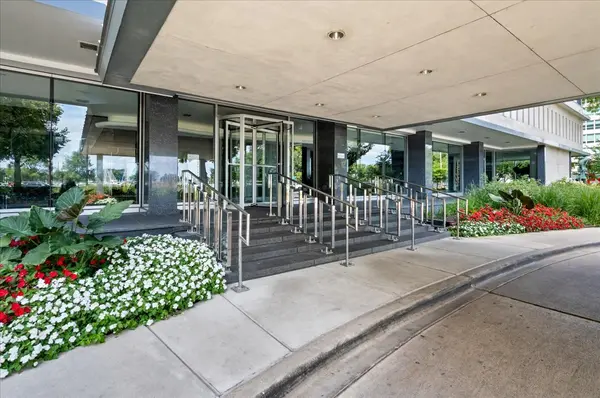 3440 N Lake Shore DR #5G, Chicago, IL 60657