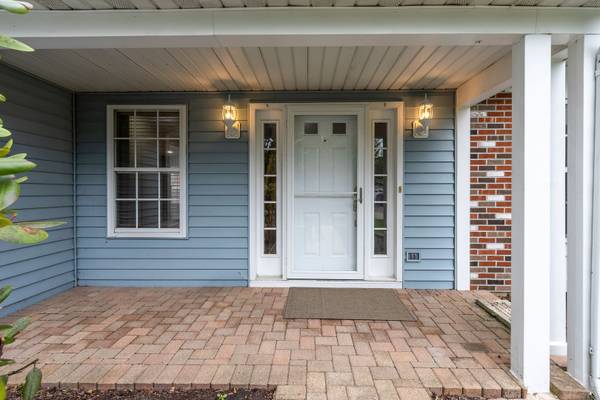 2S601 RIVER OAKS DR, Warrenville, IL 60555