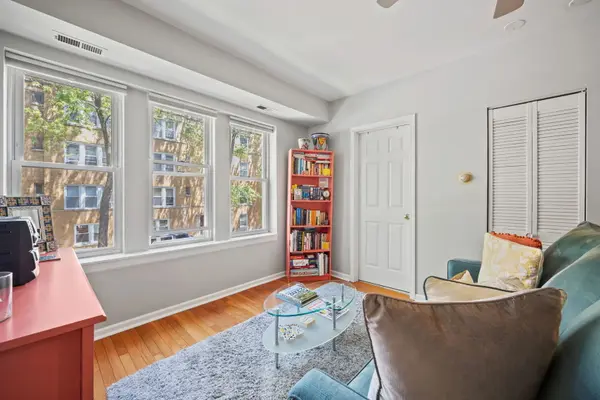 4427 N Lawndale AVE #1B, Chicago, IL 60625