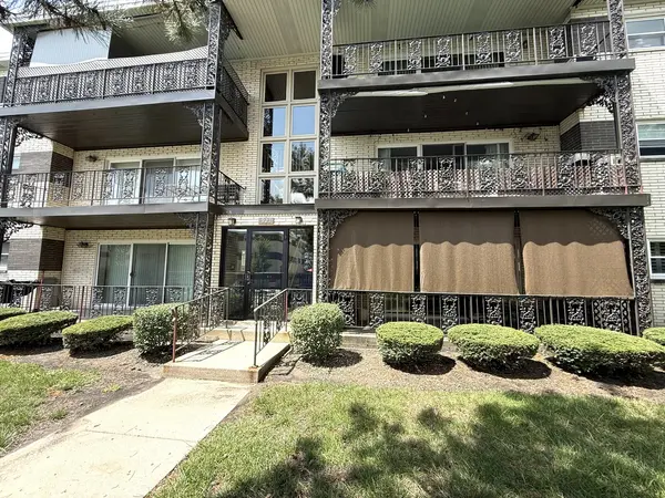 927 8th AVE #8, La Grange, IL 60525