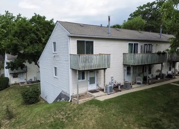 89 Maude AVE, Fox Lake, IL 60020