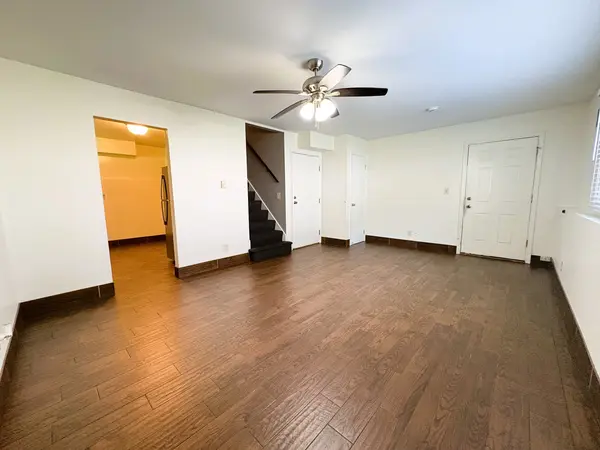 1034 Fenton ST #1, Aurora, IL 60505