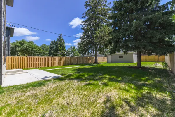 4333 Emerson AVE, Schiller Park, IL 60176