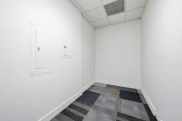 901 Burlington AVE #209, Western Springs, IL 60558