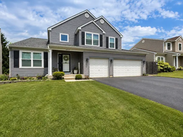 2072 Norwich DR, Bartlett, IL 60103