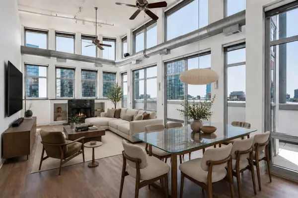 740 W Fulton ST #1402, Chicago, IL 60661