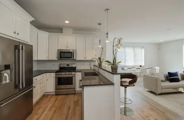 2505 W Potomac AVE #1W, Chicago, IL 60622