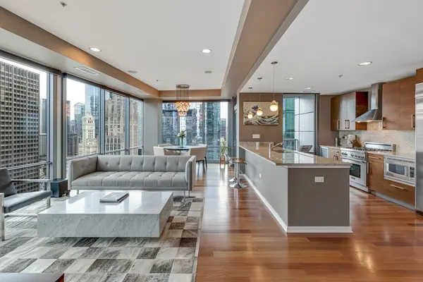 240 E ILLINOIS ST #2501, Chicago, IL 60611