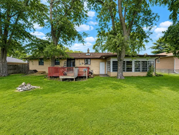 2295 177th ST, Lansing, IL 60438