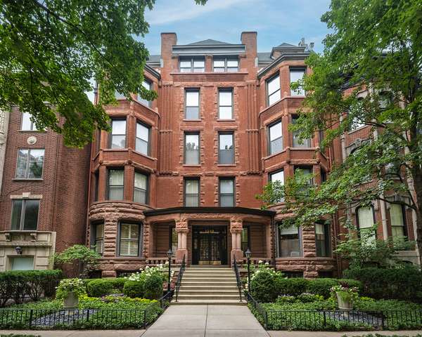 1510 N Dearborn Pkwy #102, Chicago, IL 60610