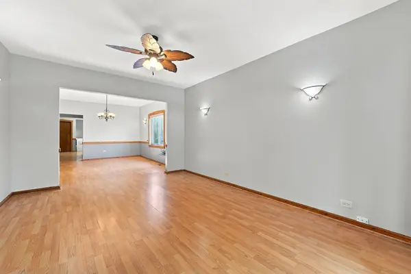2325 W 41st ST, Chicago, IL 60609