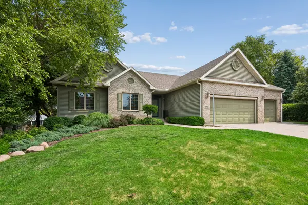 789 Woodland DR, Antioch, IL 60002