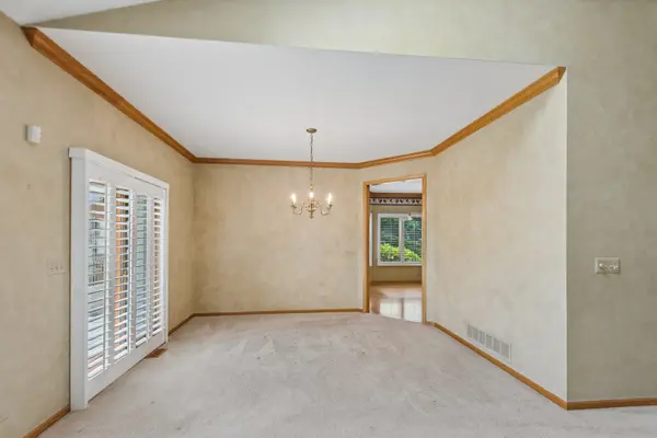 789 Woodland DR, Antioch, IL 60002
