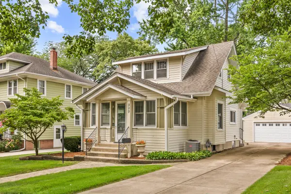 309 S 6th ST, St. Charles, IL 60174