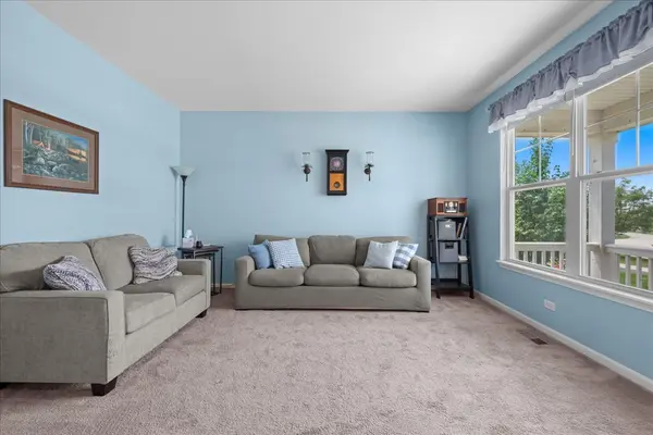 1554 Star Grass CIR, Aurora, IL 60506