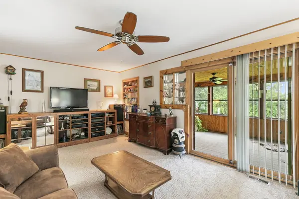 809 Washington ST, Woodstock, IL 60098