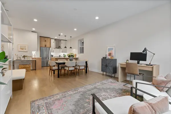 3026 W Lyndale ST #1, Chicago, IL 60647