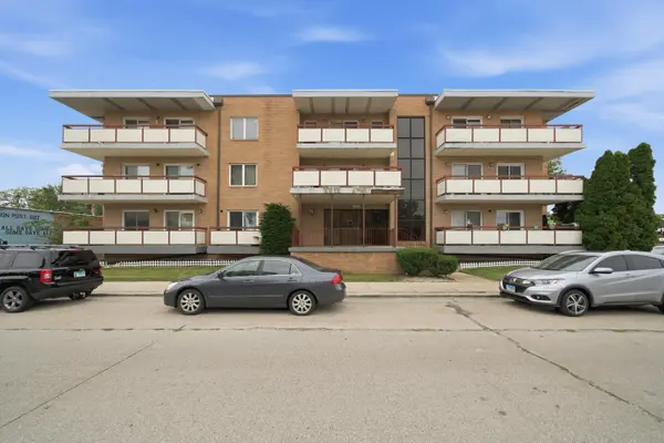 6441 W Pershing RD #104, Stickney, IL 60402