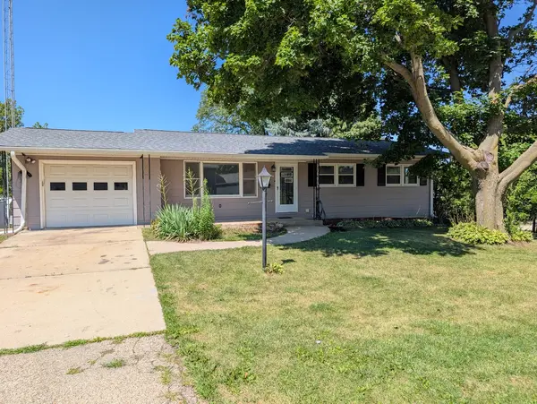 306 Richland DR, Orangeville, IL 61060