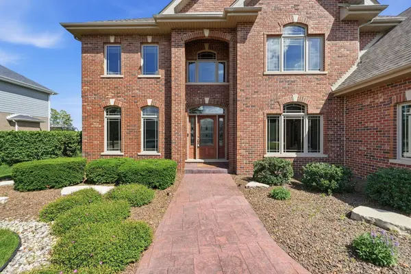 24135 S Lake Shore DR, Manhattan, IL 60442