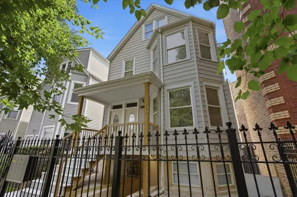 2939 N Hamlin AVE, Chicago, IL 60618