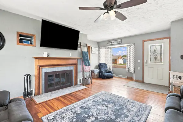 307 E Main ST, Atkinson, IL 61235