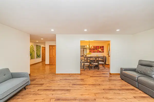 105 MENDON LN, Schaumburg, IL 60193