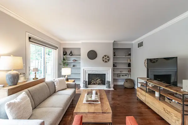 714 York CT, Northbrook, IL 60062